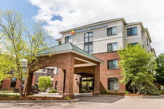 Comfort inn and suites burlington vt  Convenient to downtown Burlington, Lake Champlain and other popular destinations, guests can experience history, outdoor fun, family-friendly activities and culture